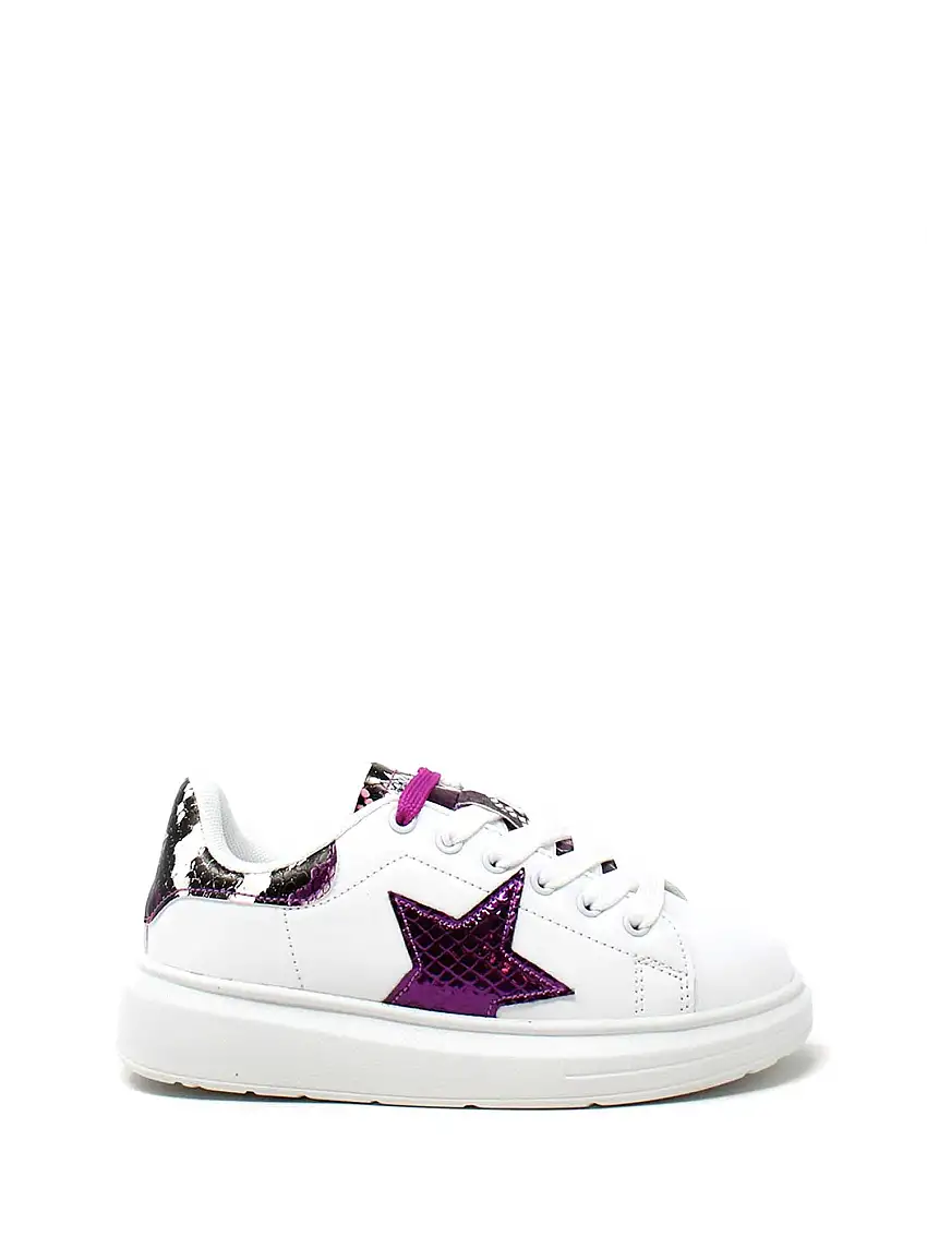 Shop Art Sneakers SAG80305