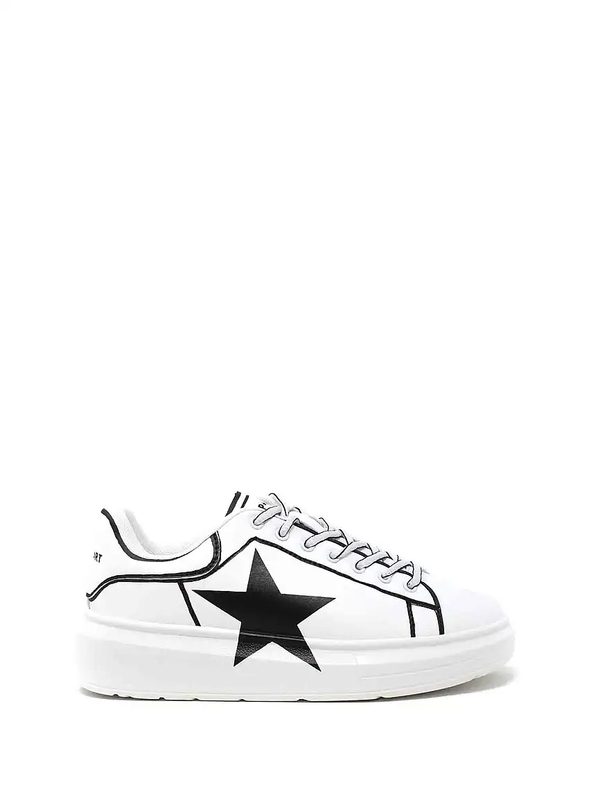 Shop Art Sneakers SAG80314
