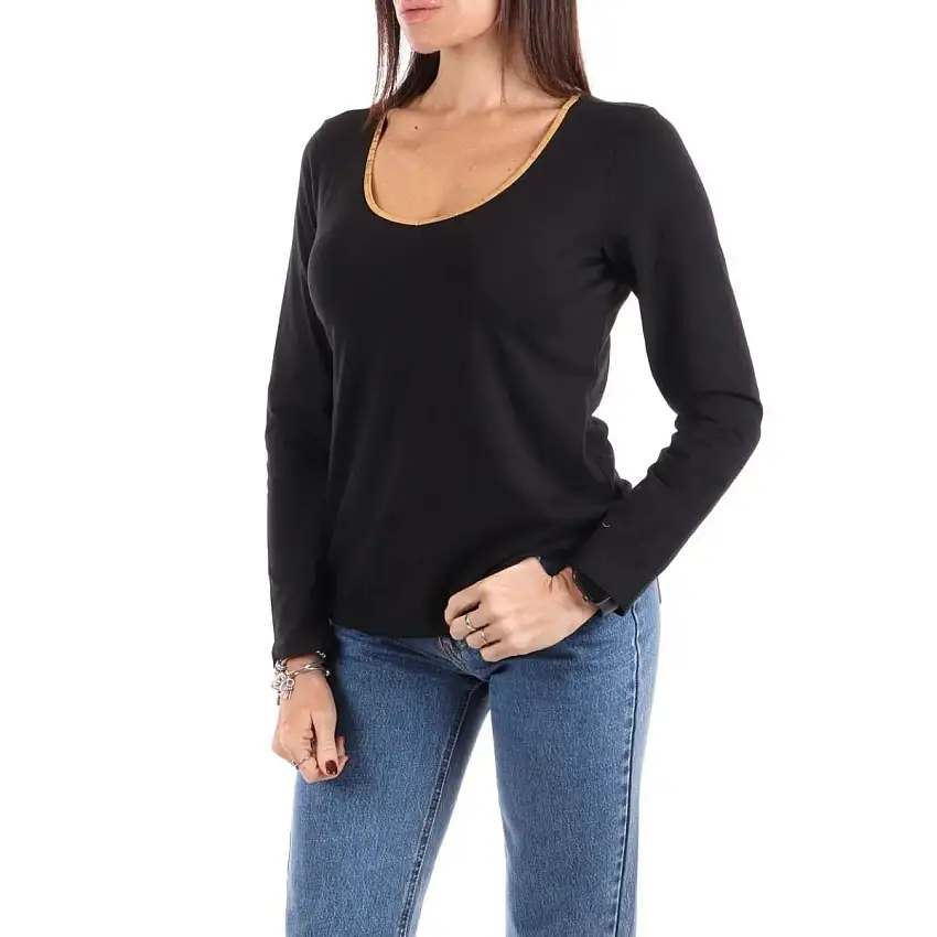 Maglia con collo tondo e maniche lunghe