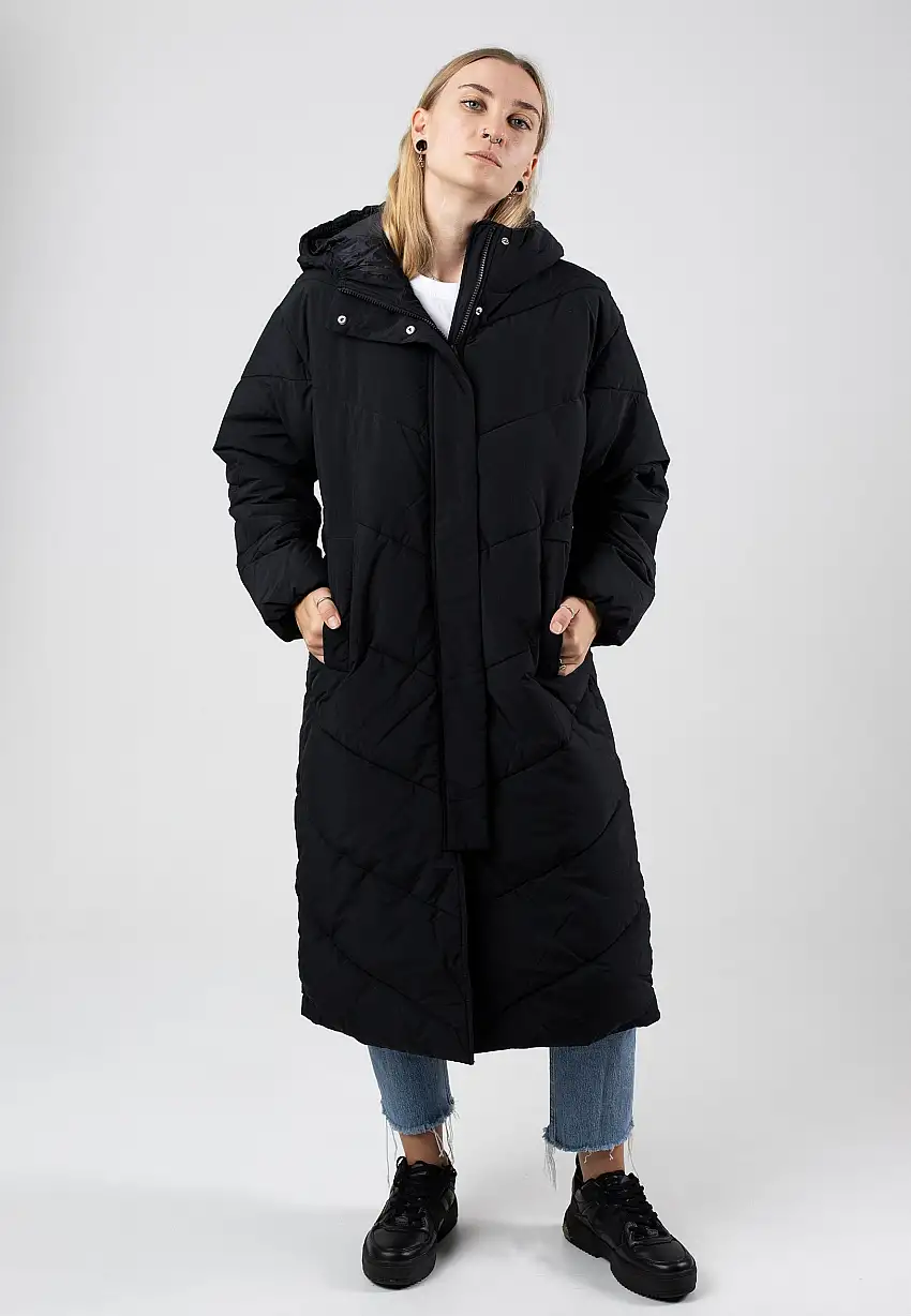 Champion - Hooded Polyfilled Black Beauty - Giacca
